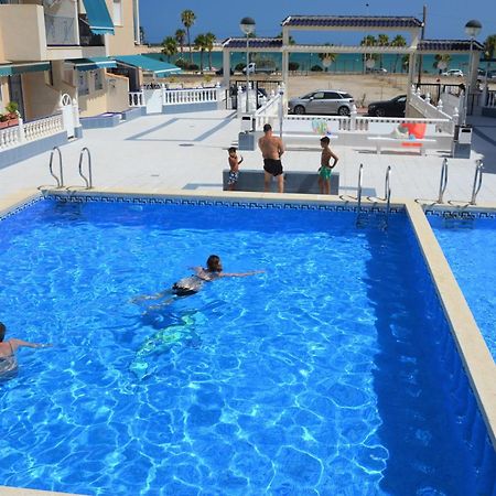Naufragos Beach Apartment トレビエハ エクステリア 写真