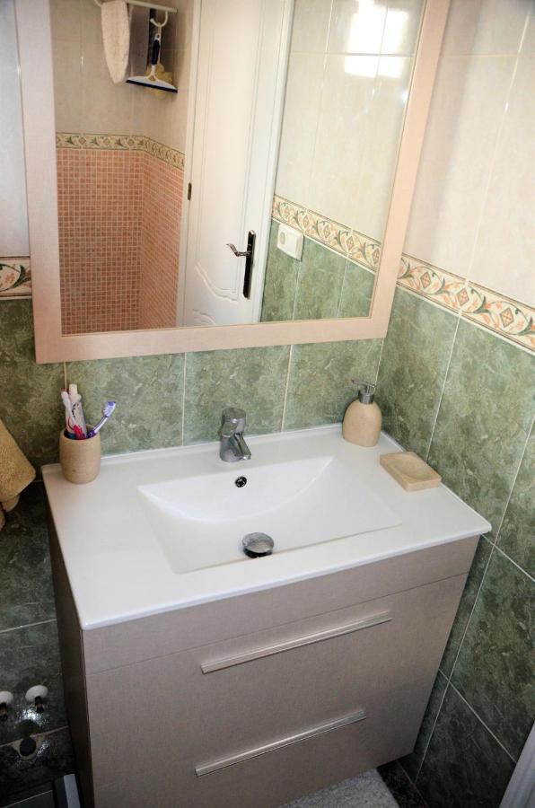 Naufragos Beach Apartment トレビエハ エクステリア 写真