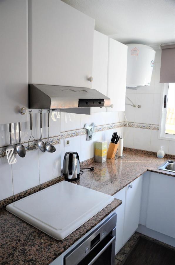 Naufragos Beach Apartment トレビエハ エクステリア 写真