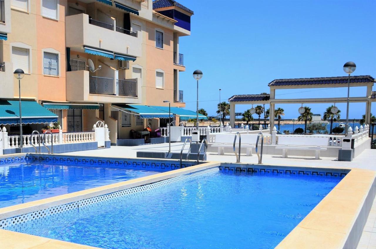 Naufragos Beach Apartment トレビエハ エクステリア 写真