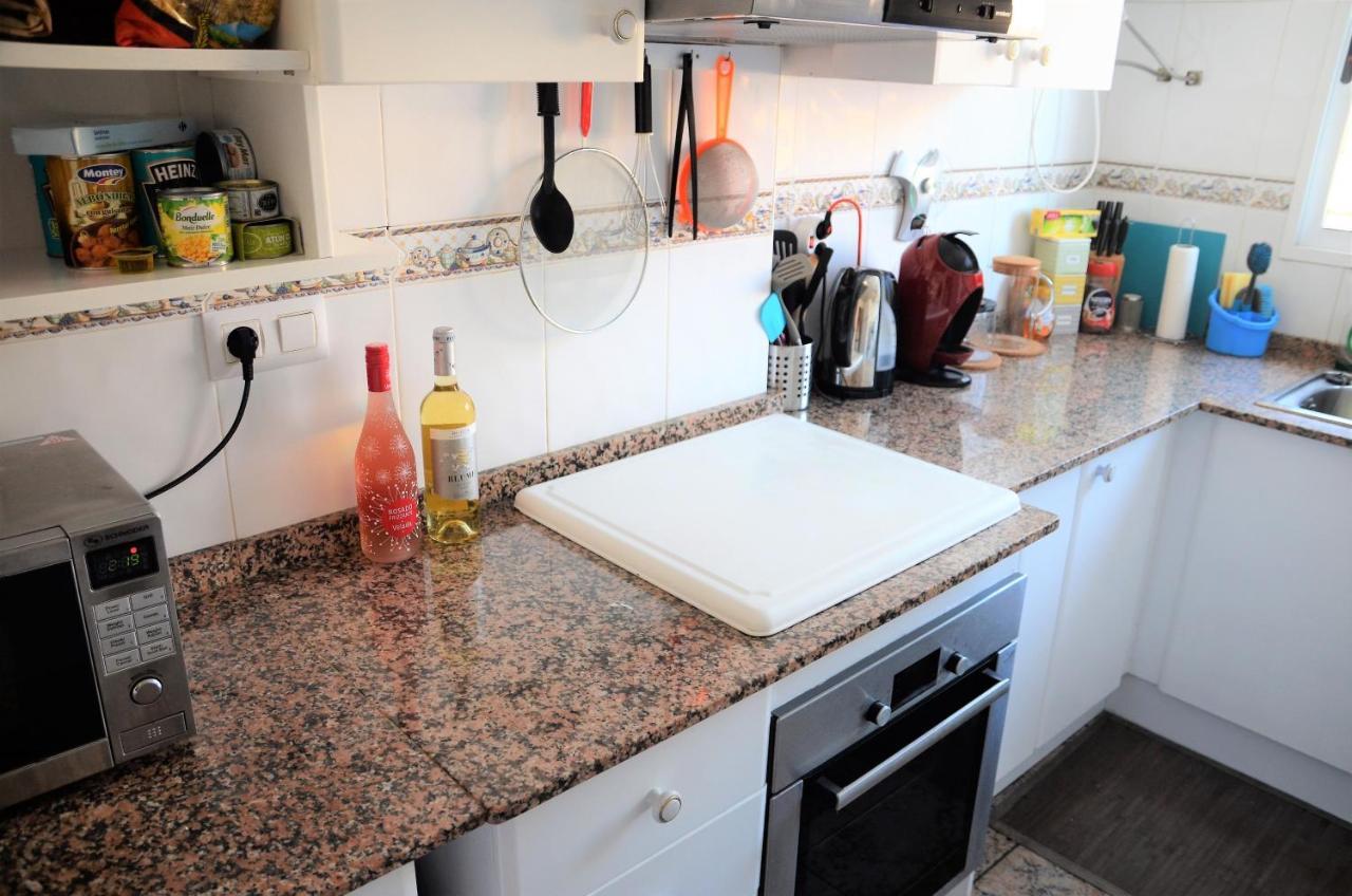 Naufragos Beach Apartment トレビエハ エクステリア 写真