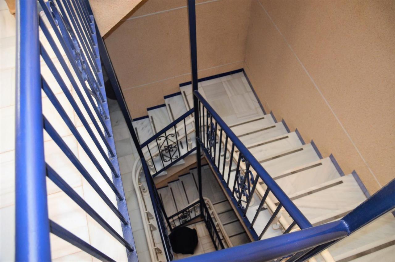 Naufragos Beach Apartment トレビエハ エクステリア 写真